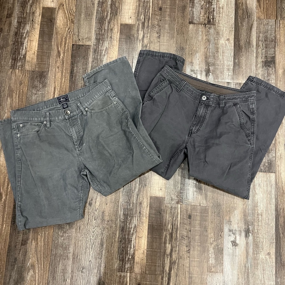 G. H. Bass Co. lot of 34x30 Men's pants
